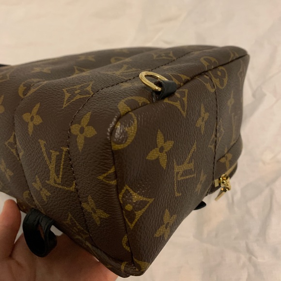 Authentic Louis Vuitton Palm Springs Mini - Picture 10 of 16